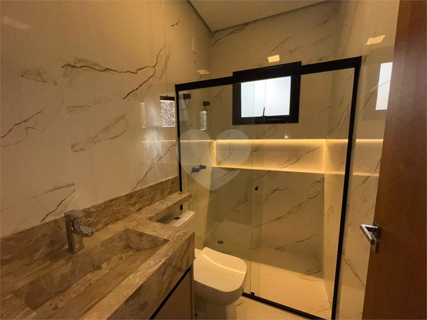 Casa à venda com 3 quartos, sendo 1 suíte,  no condomínio Villagio_ipanema 1, Sorocaba - SP