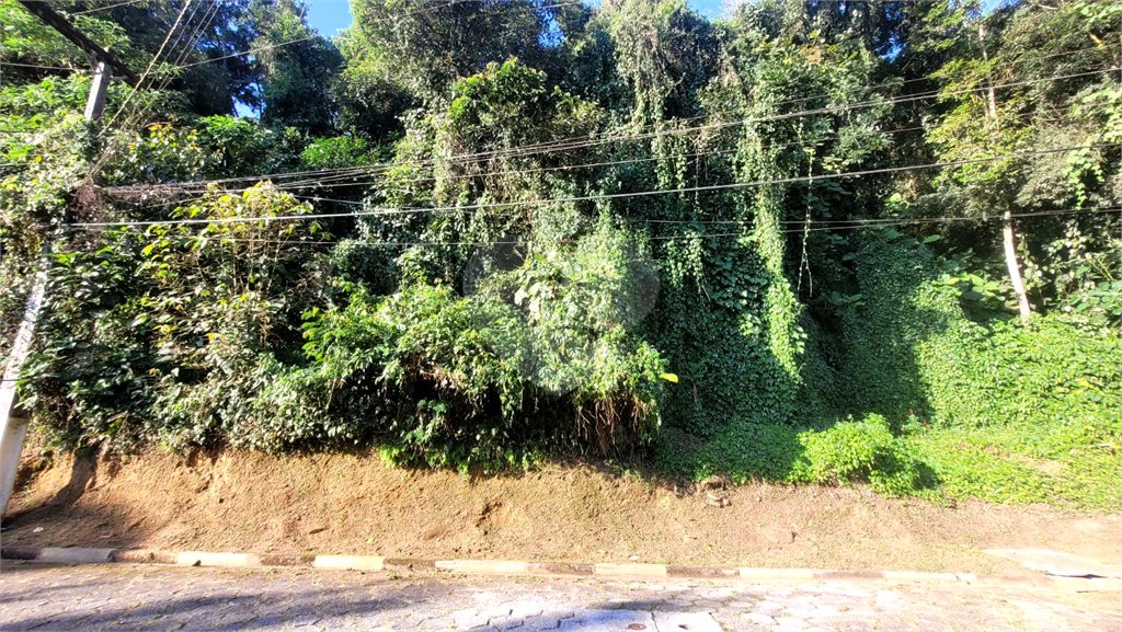 Terreno à venda no condomínio Parque Imperial da Cantareira, Mairiporã - SP