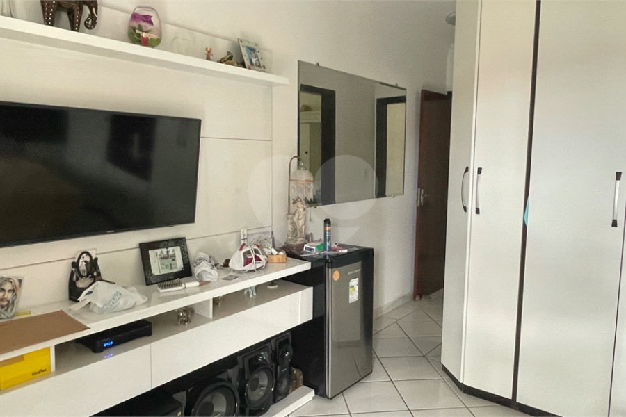 Sobrado à venda com 3 quartos, sendo 1 suíte, em Vila Guilherme, São Paulo, SP