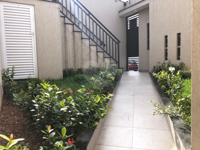 Casa à venda com 2 suítes no condomínio martinha, São Paulo - SP