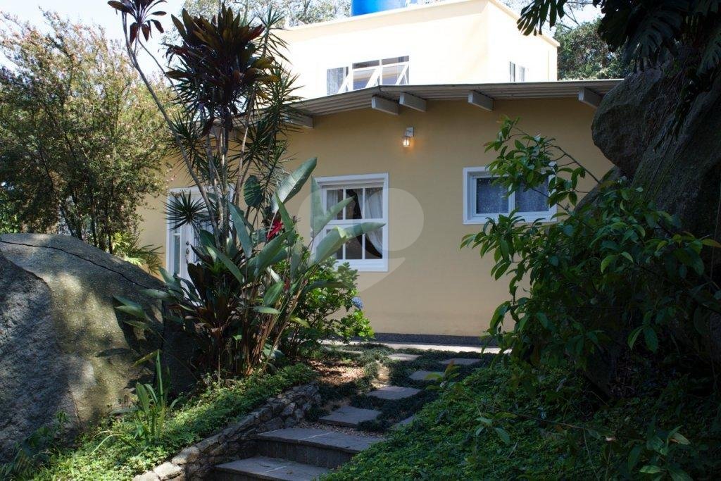 Casa à venda com 5 quartos, sendo 1 suíte, em Tucuruvi, São Paulo, SP
