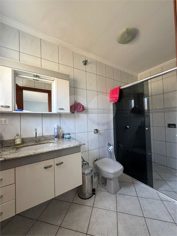Casa à venda com 4 quartos, sendo 1 suíte, em Vila Henrique, Salto, SP