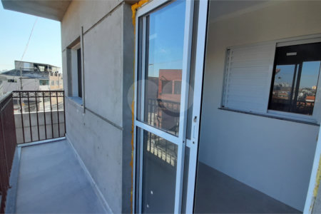 Casa à venda com 2 quartos no condomínio Residencial Luta, São Paulo - SP
