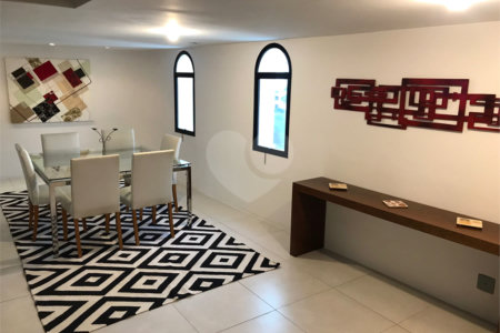 Apartamento à venda com 4 quartos, sendo 2 suítes,  em Vila Andrade, São Paulo, SP