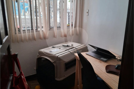 Casa à venda com 3 quartos em Parque Vitória, São Paulo, SP