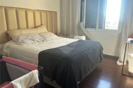 Apartamento à venda com 3 quartos, sendo 2 suítes,  em Fazenda Morumbi, São Paulo, SP