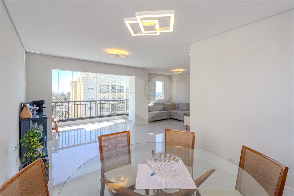 Apartamento à venda com 3 suítes em Vila Ipojuca, São Paulo, SP