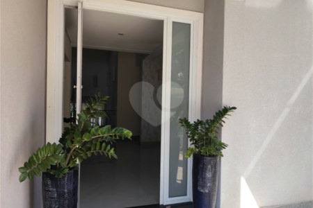 Casa à venda com 4 suítes em Marambaia, Vinhedo, SP