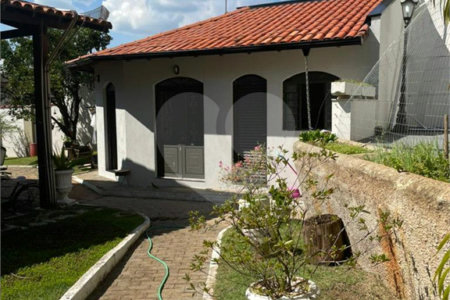 Casa à venda ou para alugar com 5 quartos, sendo 1 suíte, no condomínio Zuleika Jabour, Salto - SP