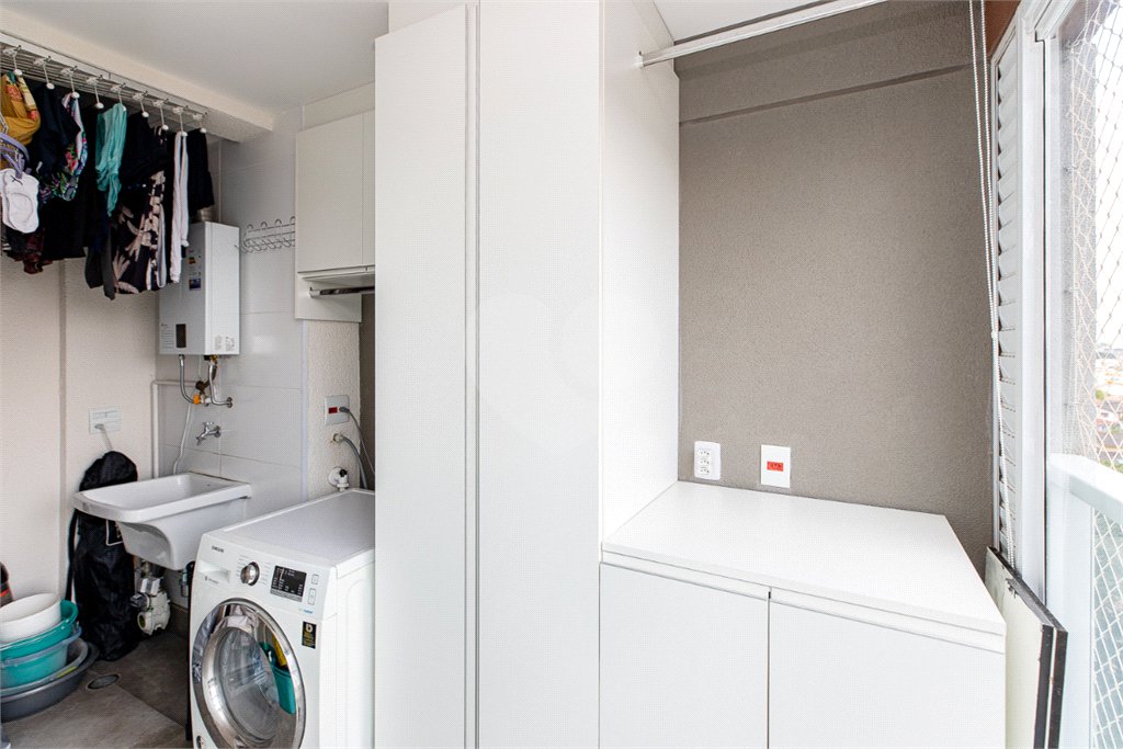 Apartamento à venda com 3 quartos, sendo 1 suíte,  em Chácara Flora, São Paulo, SP