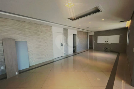 CENTRAL PARK MOOCA – 202 m² | 4 DORMITÓRIOS (3 SUÍTES) | 4 VAGAS FIXAS | VARANDA GOURMET | CONDOMÍNIO CLUBE COMPLETO