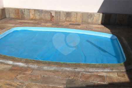 Sobrado à venda com 6 quartos, sendo 3 suítes, em Jardim Refúgio, Sorocaba, SP