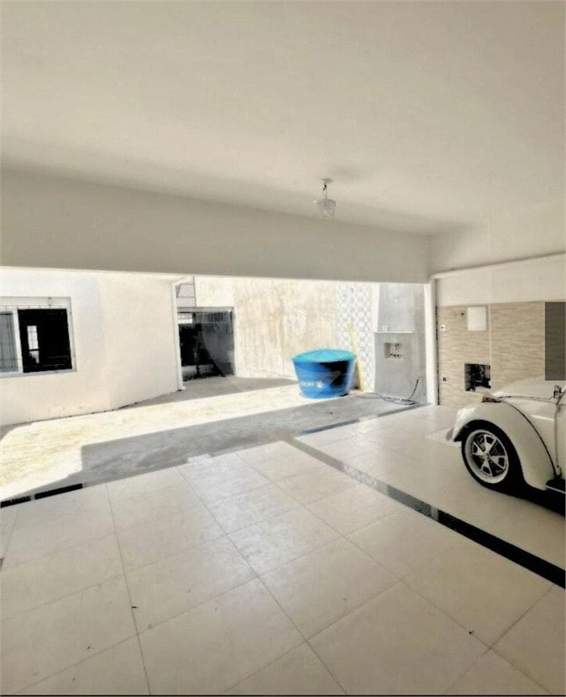 Casa à venda com 4 quartos, sendo 2 suítes, em Pinheiros, São Paulo, SP