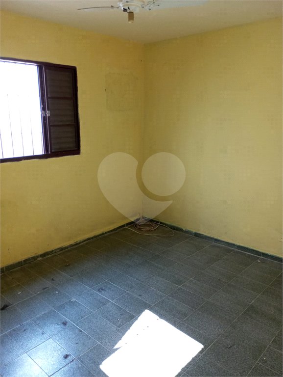 Casa à venda com 3 quartos, sendo 2 suítes, em Jardim Maria Duarte, São Paulo, SP