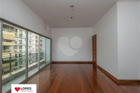 Apartamento à venda com 4 quartos, sendo 2 suítes, em Tijuca, Rio de Janeiro, RJ