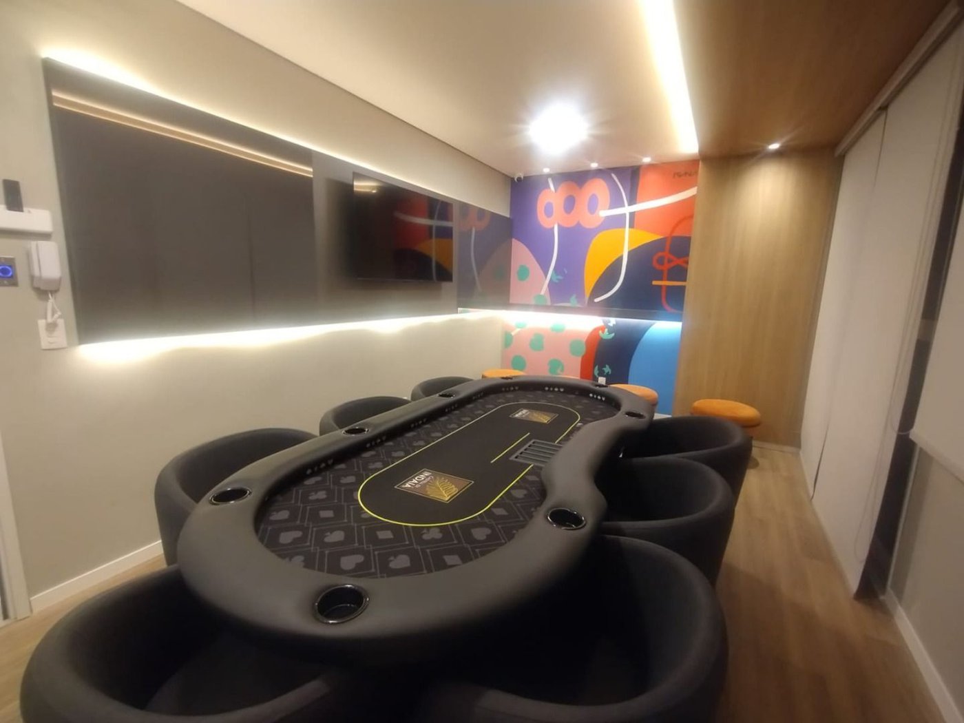 Apartamento Residencial à venda, Gonzaga, Santos - AP1742.