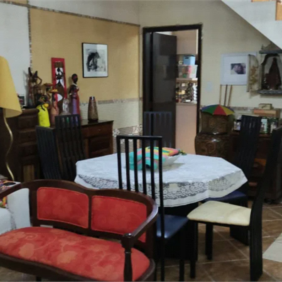 Sobrado à venda com 4 quartos, sendo 2 suítes, em Rio Pequeno, São Paulo, SP