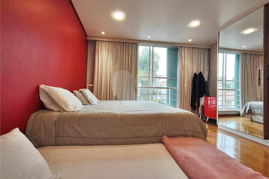 Casa à venda com 3 quartos, sendo 2 suítes, em Tucuruvi, São Paulo, SP