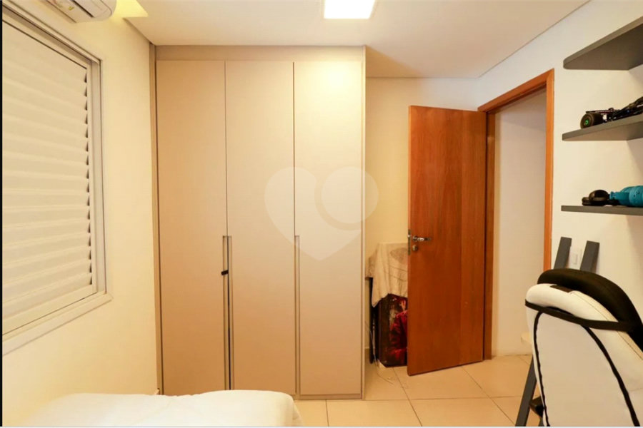 Casa à venda com 3 quartos, sendo 1 suíte, no condomínio Smile View, São Paulo - SP