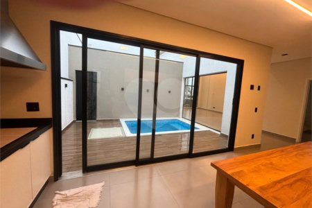 Casa à venda com 3 suítes no condomínio Residencial Chácara Ondina, Sorocaba - SP