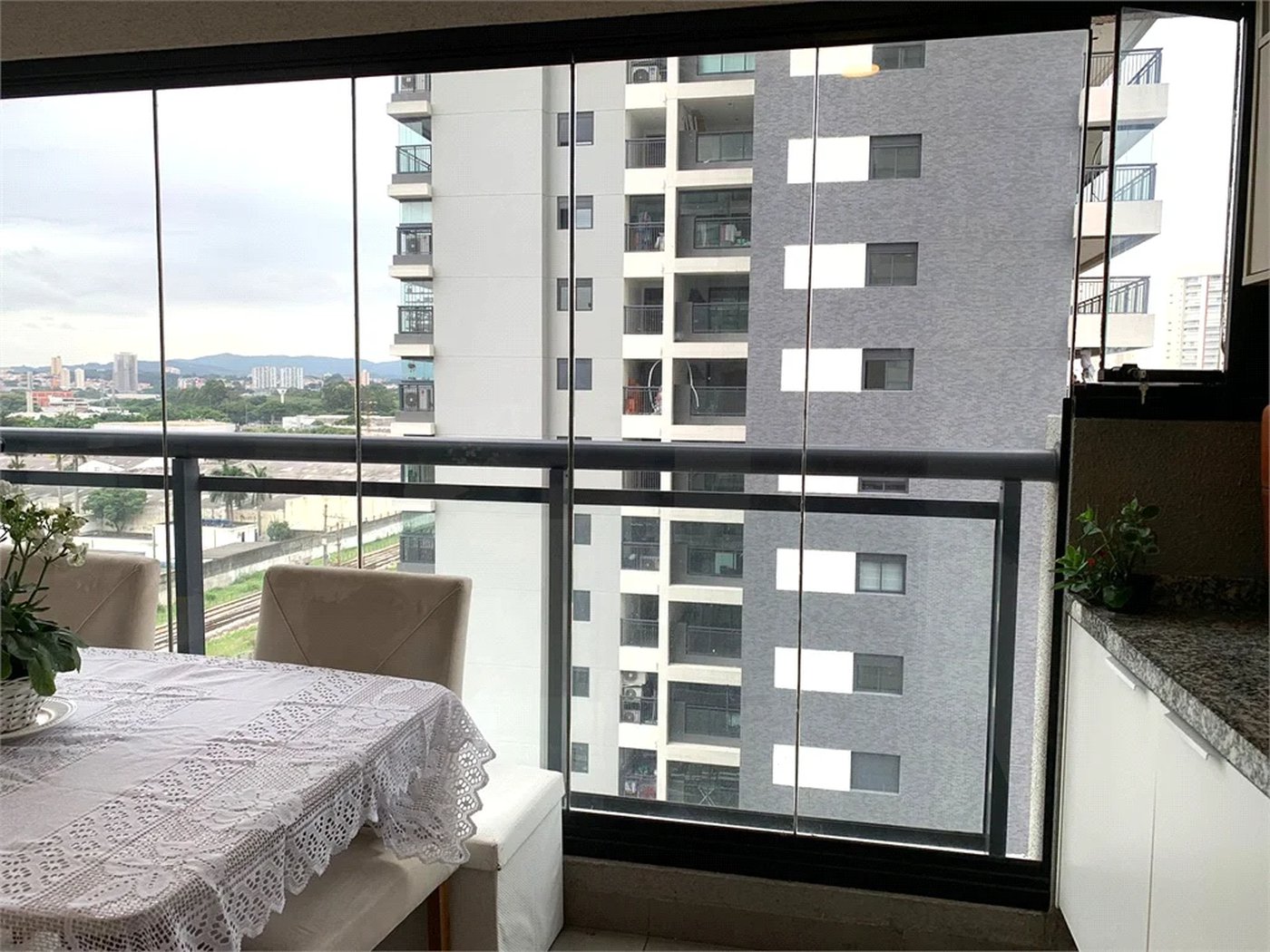 Apartamento à venda com 2 quartos, sendo 1 suíte, em Vila Leopoldina, São Paulo, SP