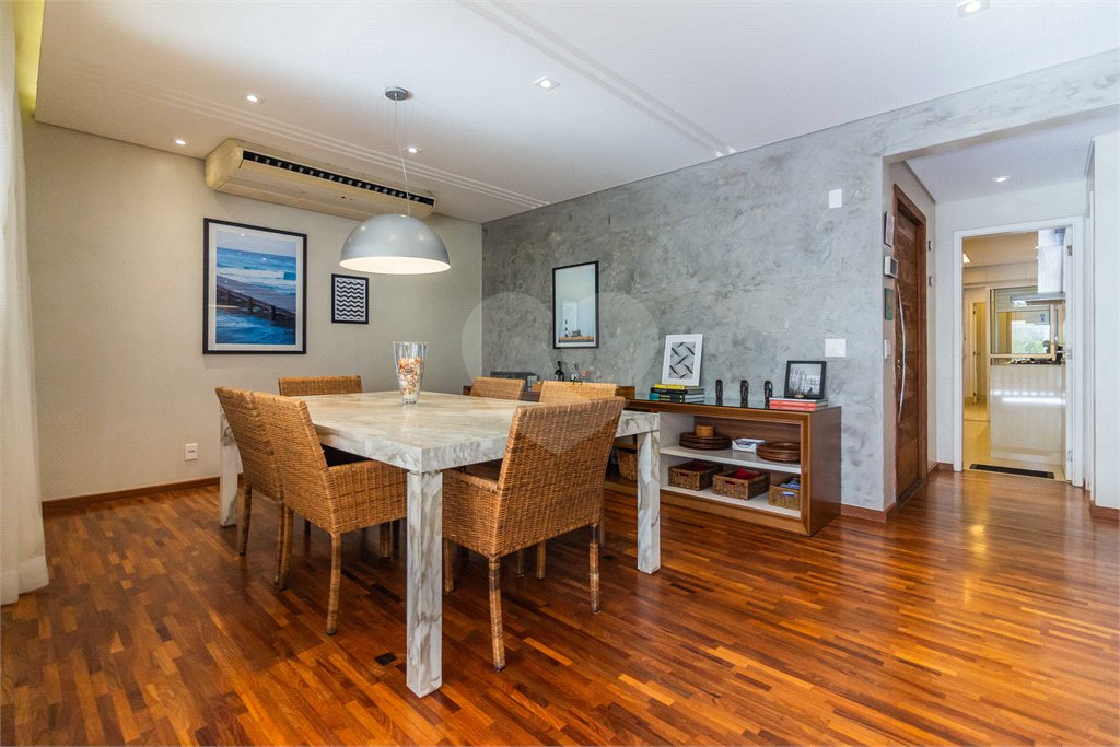 Apartamento à venda com 3 suítes em Vila Cordeiro, São Paulo, SP