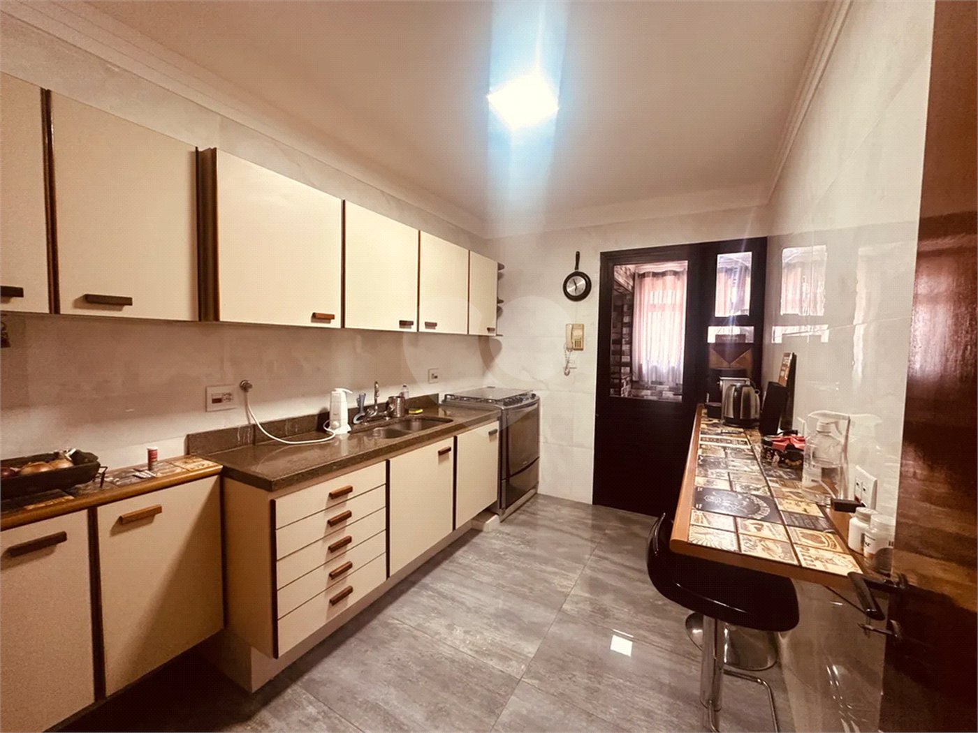 Apartamento à venda com 3 quartos, sendo 1 suíte, no Centro, Ribeirão Preto, SP