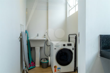 Apartamento à venda com 2 quartos, sendo 1 suíte, em Mirandópolis, São Paulo, SP
