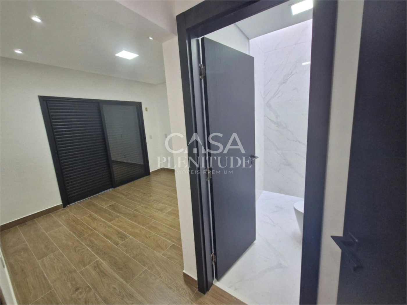 Casa em condomínio à venda com 3 suítes em Cajuru do Sul, Sorocaba, SP