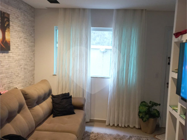 Casa à venda com 2 suítes no condomínio Madureira, São Paulo - SP