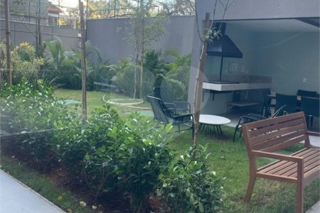 Apartamento à venda com 2 quartos, sendo 1 suíte, em Santo Amaro, São Paulo, SP