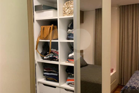 Apartamento à venda com 3 suítes em Vila Oliveira, Mogi das Cruzes, SP