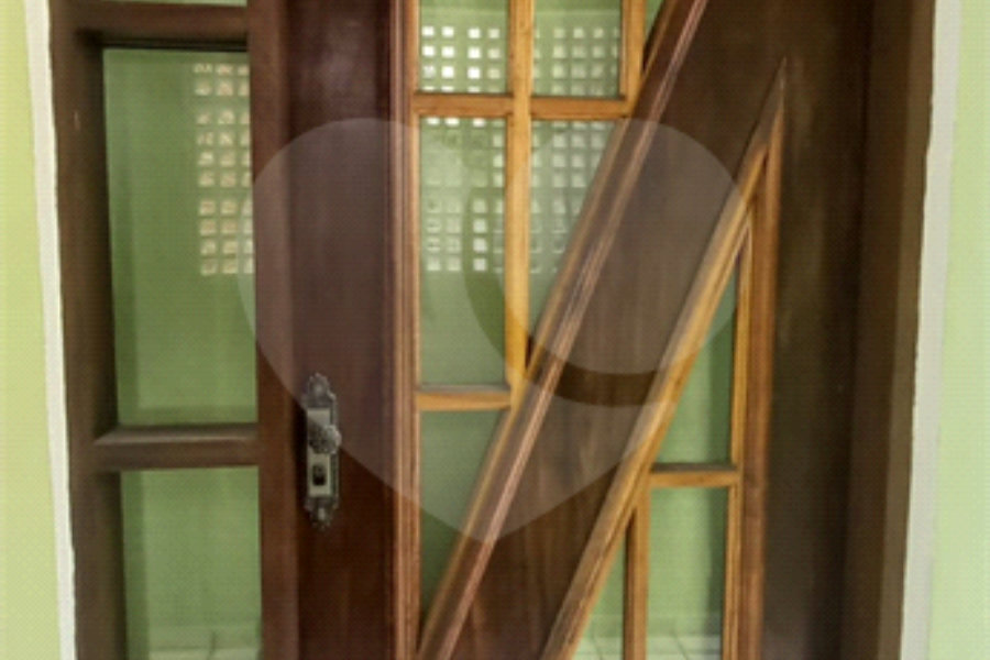Casa Térrea à venda com 3 quartos, sendo 1 suíte,  no Brasilândia, São Paulo, SP
