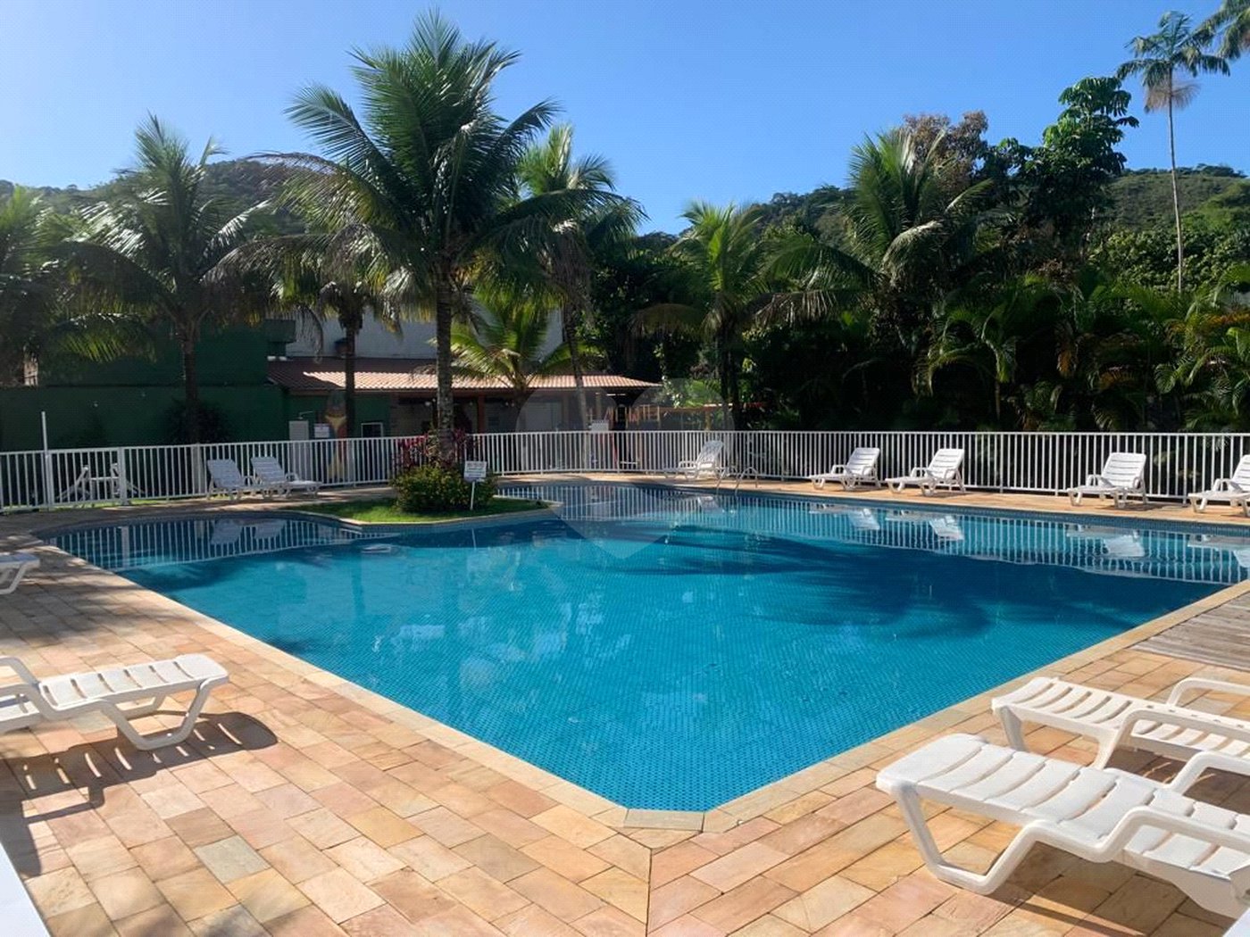 Casa à venda com 3 quartos, sendo 1 suíte, em Juquehy, São Sebastião, SP