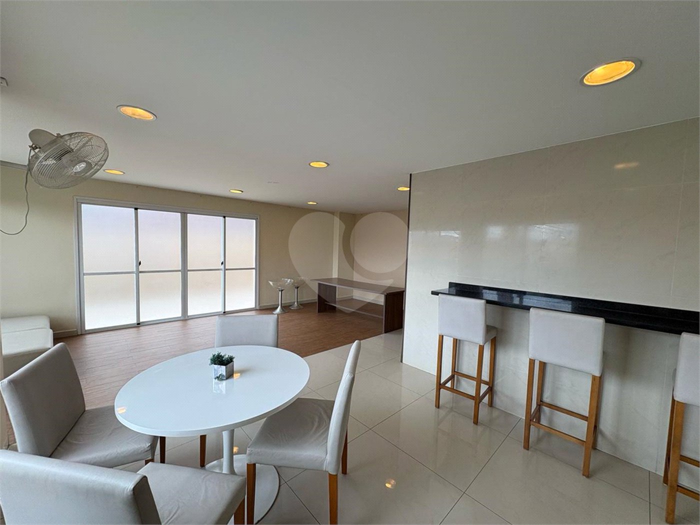 Apartamento à venda com 2 suítes em Lauzane Paulista, São Paulo, SP