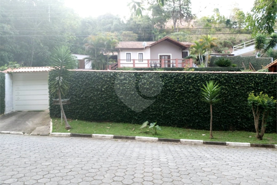 Casa à venda com 3 suítes no condomínio Alpes de Mairiporã, Mairiporã - SP