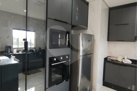 Chácara à venda com 4 quartos, sendo 1 suíte,  no Centro, Biritiba-mirim, SP