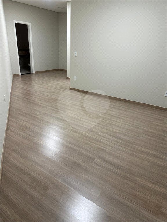 Casa à venda com 3 quartos, sendo 1 suíte, no condomínio Vila Rica, Indaiatuba - SP