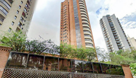 Cobertura à venda com 4 suítes em Vila Suzana, São Paulo, SP