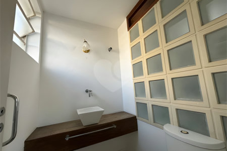 Apartamento à venda com 3 quartos, sendo 1 suíte, em Cerqueira César, São Paulo, SP