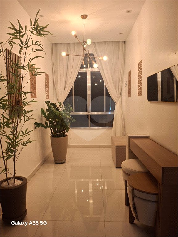 Apartamento à venda com 3 quartos, sendo 1 suíte,  em Copacabana, Rio de Janeiro, RJ