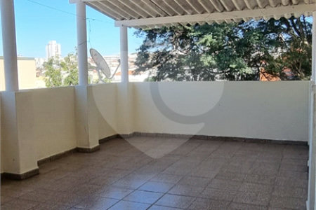 Sobrado à venda com 2 quartos em Vila Nivi, São Paulo, SP