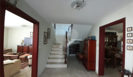 Sobrado à venda com 3 quartos, sendo 1 suíte,  em Indianópolis, São Paulo, SP