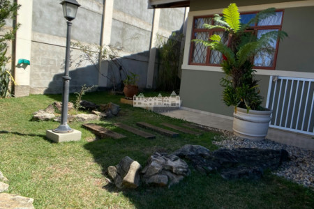 Casa à venda com 3 quartos, sendo 1 suíte, com vista deslumbrante em Recreio Maristela, Atibaia