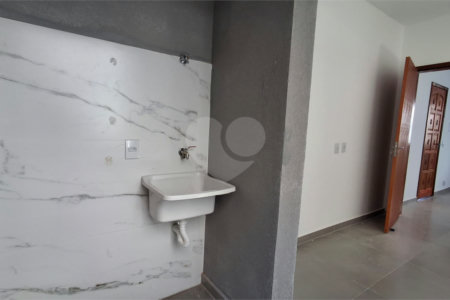 Casa de Vila à venda com 1 suíte em Jardim Prestes de Barros, Sorocaba, SP