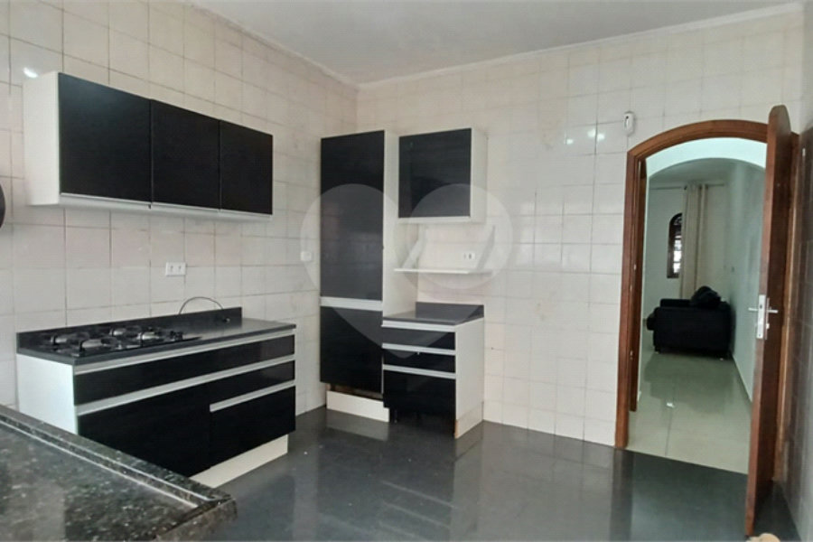 Sobrado à venda com 3 quartos, sendo 1 suíte, em Tremembé, São Paulo, SP