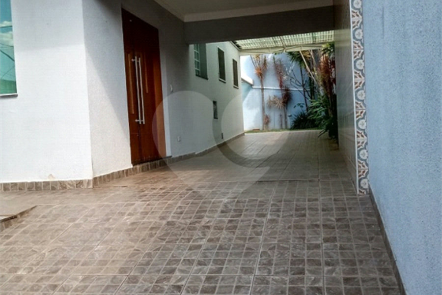 Casa à venda com 4 quartos, sendo 3 suítes, em Assunção, São Bernardo do Campo, SP