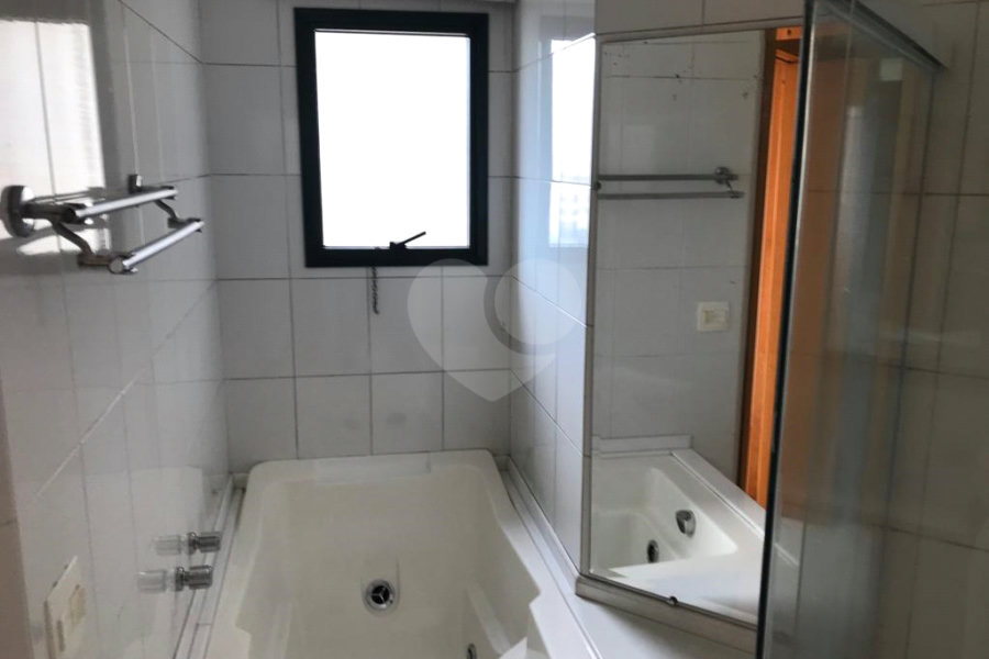 Apartamento à venda com 3 quartos, sendo 1 suíte,  em Santana, São Paulo, SP