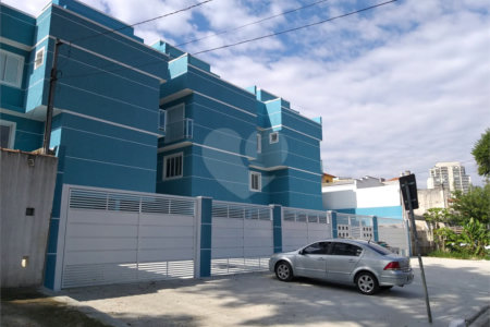 Casa à venda com 2 suítes em Vila Gustavo, São Paulo, SP