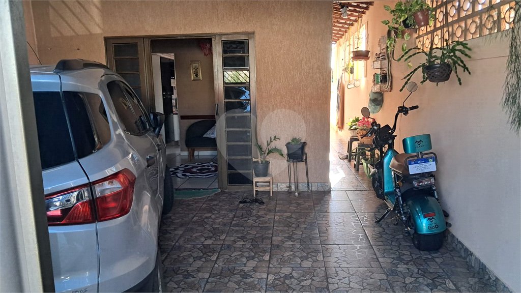 Casa à venda com 2 quartos em Conjunto Habitacional Fortunato Fioravante Angelieri, Porto Feliz, SP